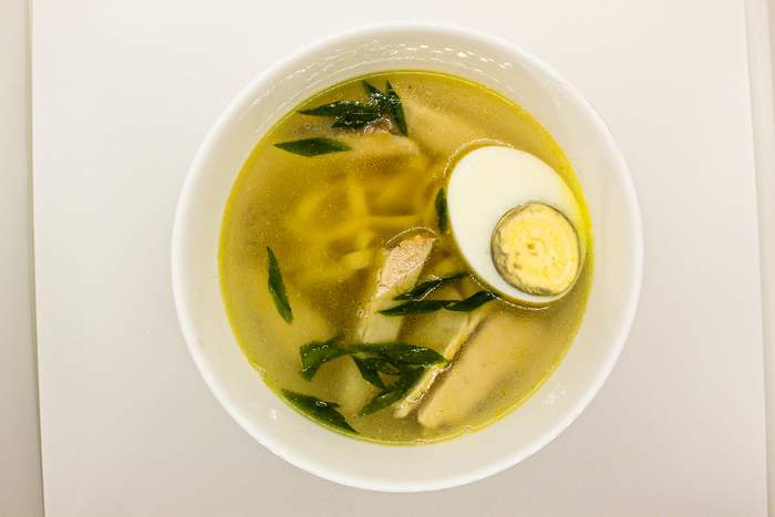 Куриный суп с лапшой